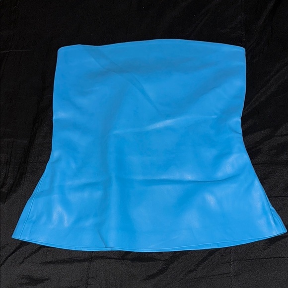 Susana Monaca Faux Leather tube. - Picture 3 of 8